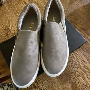 Lulus Grey suede slip on.